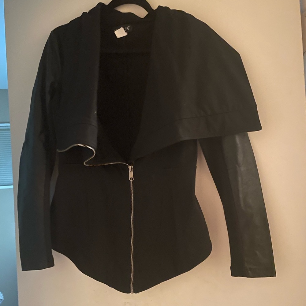 Side zipper jacket